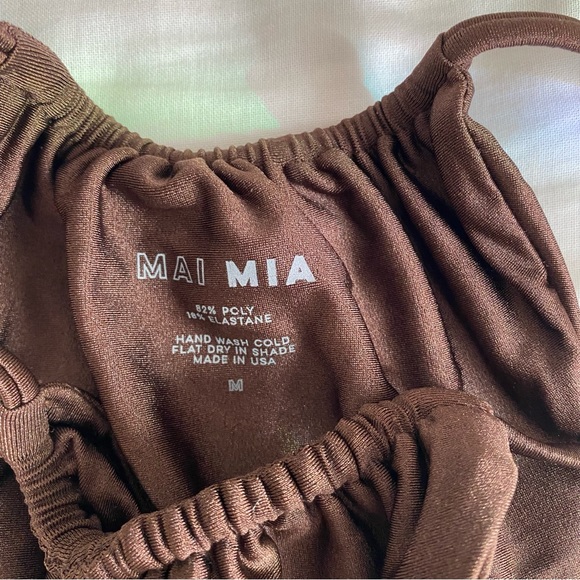 Mai Mia. Triangle Brown Bikini Set. Size M - Picture 6 of 8